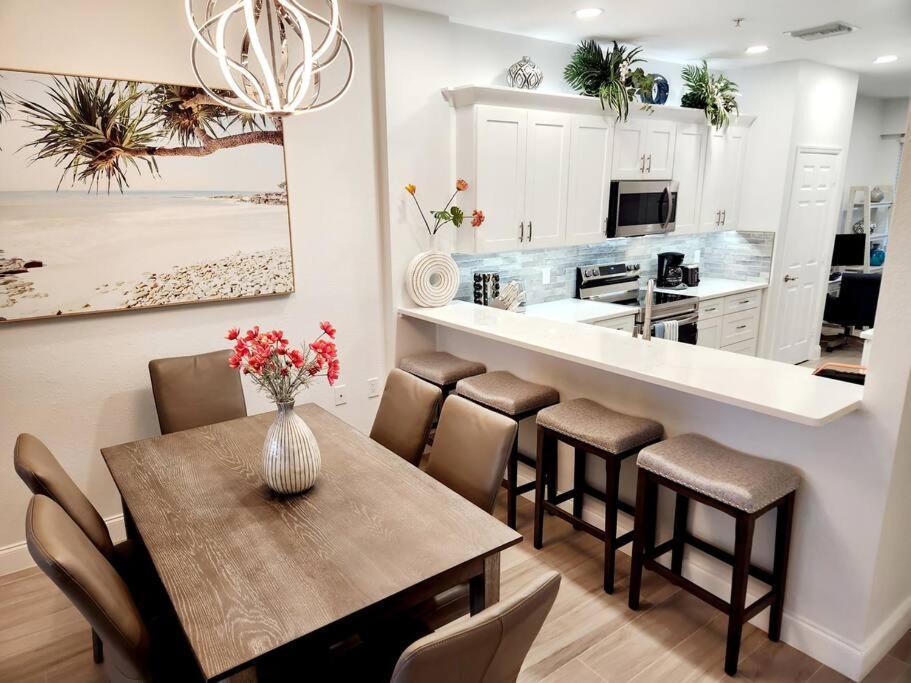 Greenlinks Golf View Flamingo At Lely Apartamento *