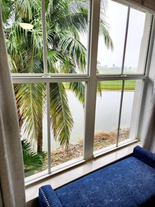 Greenlinks Golf View Flamingo At Lely Apartamento *